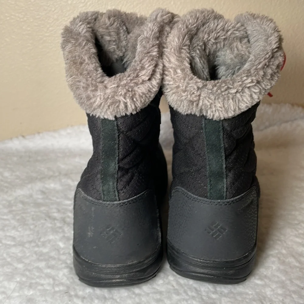 COLUMBIA Snow Boots Size 5